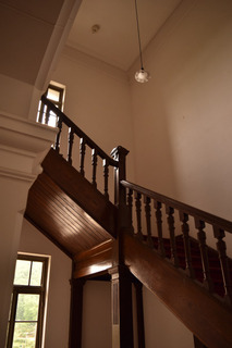 内閣文庫の階段